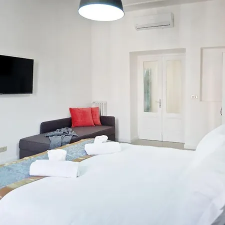 Guardabassi Collection - Vatican White By Varental Apartament *