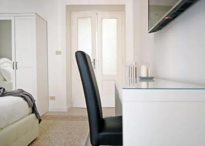 Daire Guardabassi Collection - Vatican White By Varental *